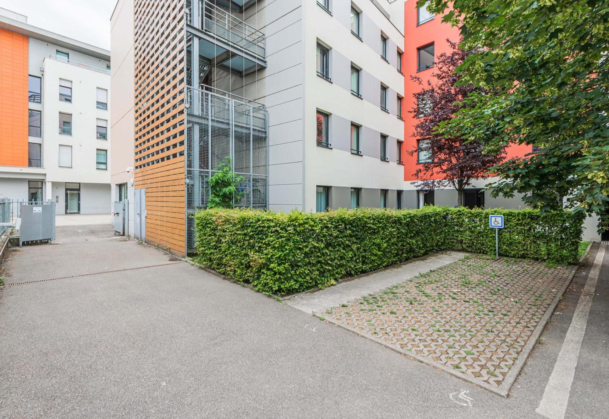 B&B Hotel Mulhouse Centre Экстерьер фото